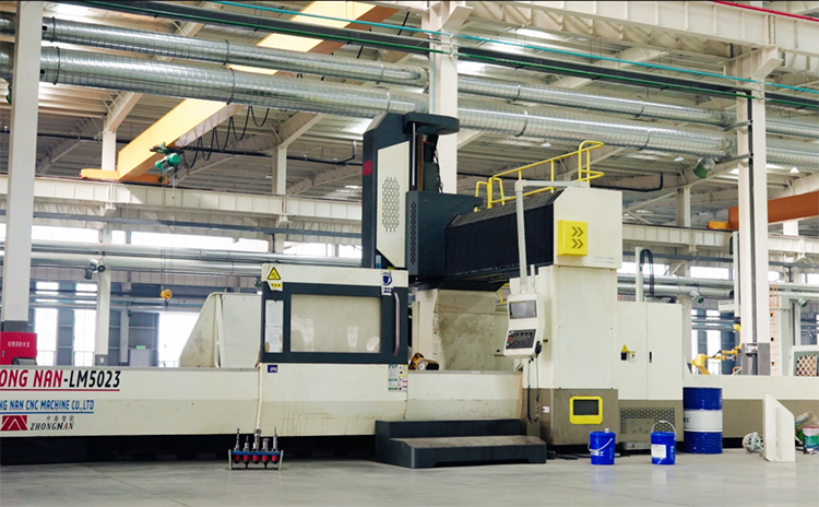 立式龍門加工中心